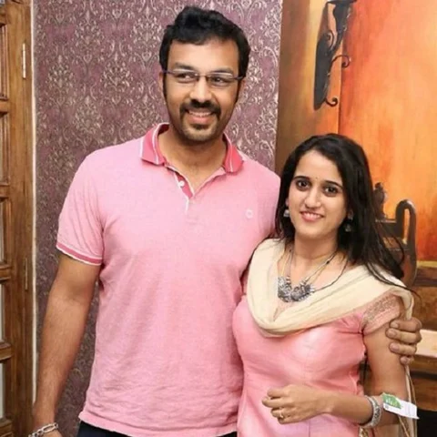 `#MeToo ட்வீட்டை நீக்கச் சொல்லி தொடர்ந்து அழுத்தம் தர்றாங்க!’ - ஸ்ரீரஞ்சனி