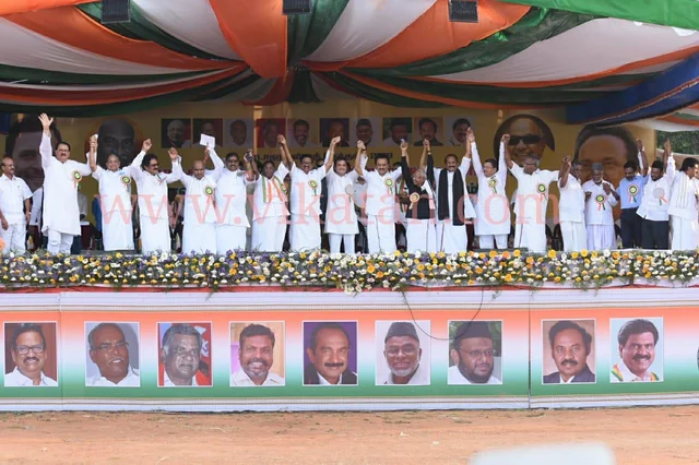 `உங்களை ஆதரிக்க ஒரே காரணம் நீங்கள் மோடி அல்ல ராகுல்' - நாகர்கோவிலில் ஸ்டாலின் பேச்சு!