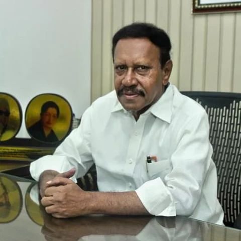 `பொருளாதாரரீதியிலான இட ஒதுக்கீடு ஊழலை அதிகப்படுத்தும்!’ - மக்களவையில் தம்பிதுரை பேச்சு