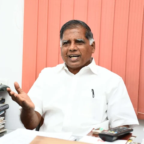 மு.க.ஸ்டாலின் அழைப்பை ஏற்றார் ராமகிருஷ்ணன்!
