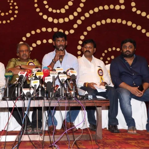 ''தியேட்டரில் படம் ஓடாது. ஷூட்டிங்கும் நடக்காது'' - கடுகடு விஷால்