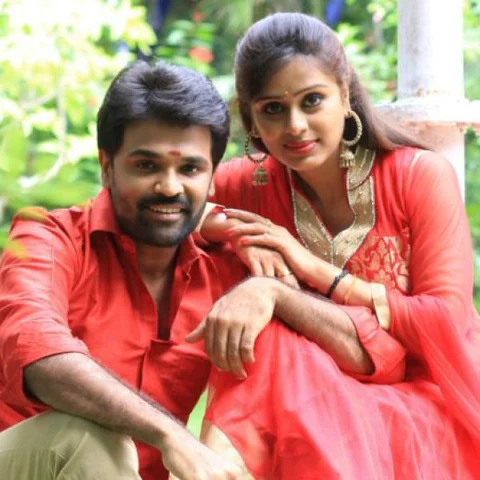 " 'கை ஏதாச்சும் மேல பட்டுச்சு... அவ்ளோதான்'னு மிரட்டியதும் பயந்துட்டார்!" நடிகை லதா ராவ்