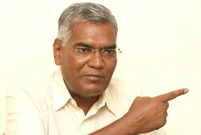 கல்வி உரிமைச் சட்டம் திருத்தப்பட்டது! - பள்ளிகளில் இனி கட்டாய பாஸ் இல்லை