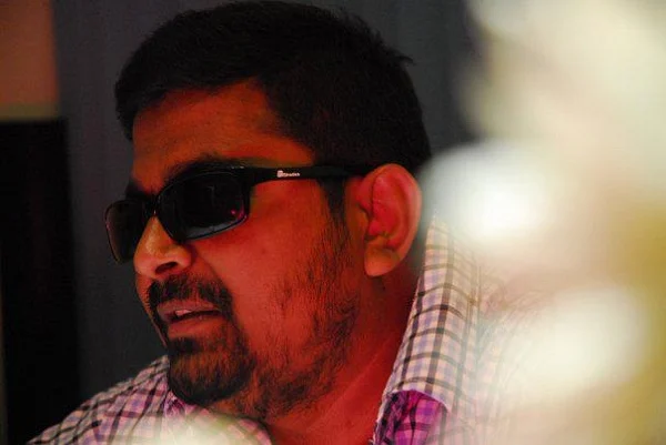 ’இருக்கா.. இருக்கு.. வருமா.. வராது..!’ - இது எந்த இயக்குநரின் ஷூட்டிங் ஸ்பாட்? #ஒரு ஜாலி அலசல்!