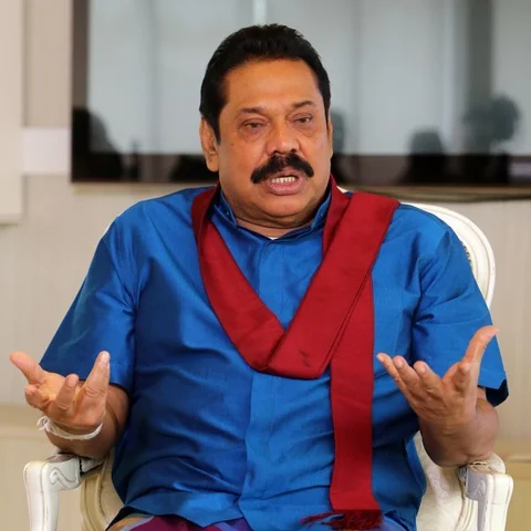 இலங்கையில் மீண்டும் திருப்பம் - நாளை பதவிவிலக மகிந்த ராஜபக்ஷே முடிவு