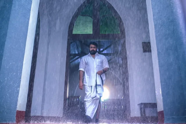 `சாத்தானைப் பெருமைப்படுத்துகிறார்!' - மோகன்லாலின் `லூசிபர்’ படத்துக்கு கிறிஸ்துவ அமைப்புகள் எதிர்ப்பு