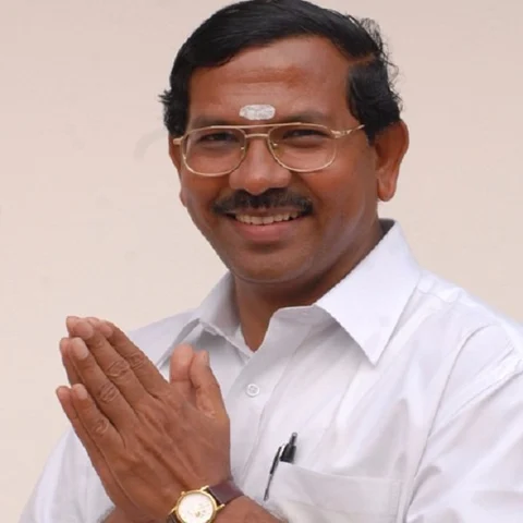 `எஸ்.வி.சேகர் பெரிய குற்றம் ஏதும் செய்யவில்லை' - மாஃபா பாண்டியராஜன் சப்போர்ட்!