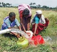 அச்சுறுத்தும் ஃப்ளுரோஸிஸ்! - சிரிப்பு முதல் சிசு வரை...