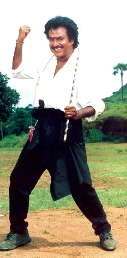 ஆடலாம் பாய்ஸ் காமெடியா ஒரு டான்ஸ்!