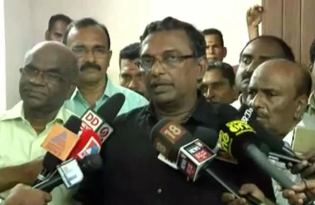 ``தீர்ப்பை நிறைவேற்ற கால அவகாசம் கேட்கும் தேவசம்போர்டு” - சபரிமலை விவகாரத்தில் புதிய திருப்பம்