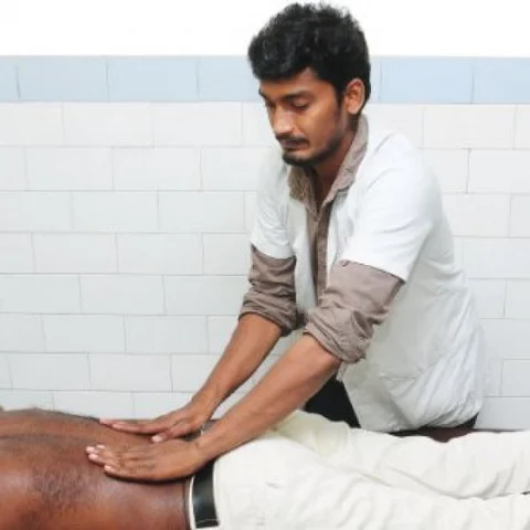 சென்னையில் மண் குளியல், சூரியக் குளியல்... முன்பதிவுக்கு முந்துங்க!