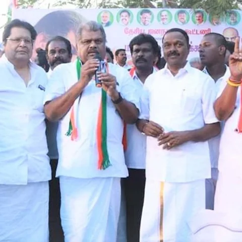 `தி.மு.க-காங்கிரஸ் கூட்டணி நிச்சயமாகத் தோற்கும்!’ -ஜி.கே.வாசன் காட்டம்