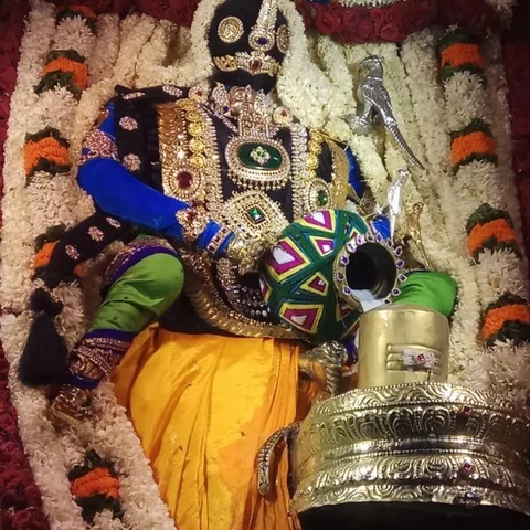 பாளையங்கோட்டையில் களைகட்டும் தசரா சூரசம்ஹாரம் திருவிழா!