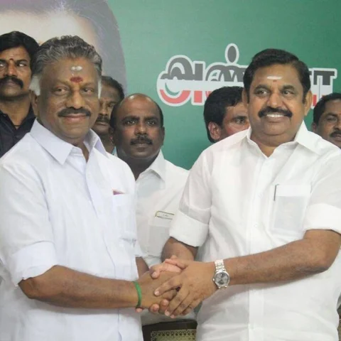 'ஆர்.கே.நகர் முன்.. ஆர்.கே.நகர் பின்...' - இது, அ.தி.மு.க.வின் உண்மை நிலவரம்
