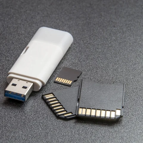 கரப்ட்டான மெமரி கார்டிலிருந்து டேட்டாவை எடுக்க சில வழிகள்..! #GadgetTips