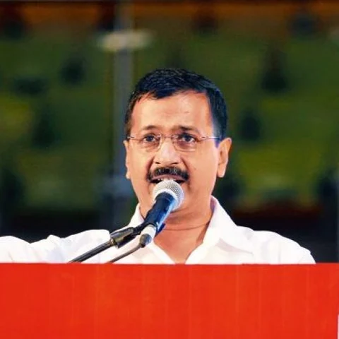 `பிரதமரின் பெயரை மாற்றுங்கள்; ஓட்டு கிடைக்கும்' - பா.ஜ.க-வை கிண்டல் செய்யும் கெஜ்ரிவால்!