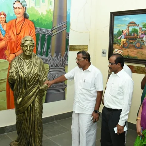 ``விரைவில் 20 அடியில் தமிழன்னைக்கு சிலை; 100 அடி சாத்தியமில்லை!” - அமைச்சர் மாஃபா பாண்டியராஜன்