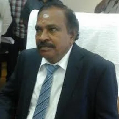 பொறுப்பேற்க வந்த பல்கலைக்கழகத்தின் பெயரை சொல்லவே திணறிய துணைவேந்தர்!