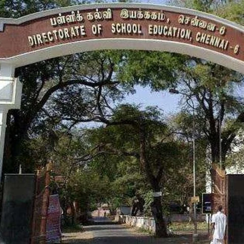 `அறிவொளி ஏன் குறிவைக்கப்படுகிறார்?’ - அதிரவைக்கும் பின்னணி
