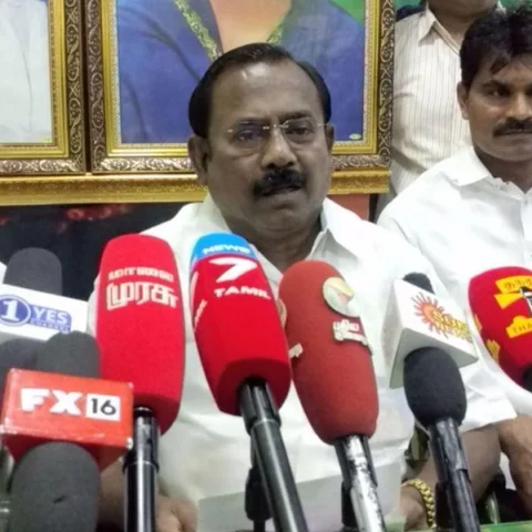 செல்லப்பாண்டியனின் பதவி பறிப்புக்கு என்ன காரணம்?- ஜெயலலிதா சென்டிமென்ட்டைப் பின்பற்றிய எடப்பாடி