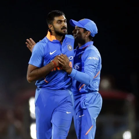 ஜடேஜா, கௌல் இன்... ராகுல், சஹால் அவுட்... கோட்லாவில் இந்தியா செய்யவேண்டிய மாற்றங்கள்! #INDvAUS