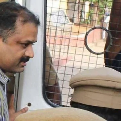 திடீர் நெஞ்சு வலி - ஸ்டான்லி மருத்துவமனையில் பேரறிவாளன் அனுமதி!