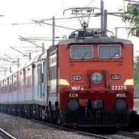 சென்ட்ரலில் இருந்து கோவைக்கு அதிவேக சிறப்பு ரயில் இயக்கம்!