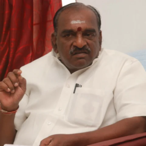 'பெயின்ட்டை உங்களது முகத்தில் பூசிக்கொள்ளுங்கள்' - பொன்.ராதாகிருஷ்ணன் காட்டம்!