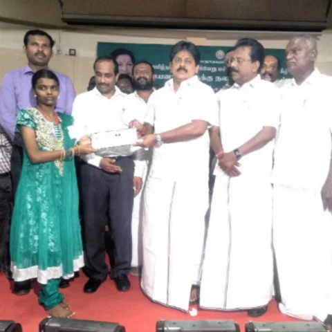 அரசு விழாவில் அதிரவைத்த அமைச்சர் பேச்சு!