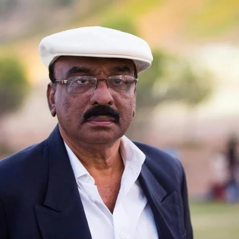 சசியேட்டனிடம் ’சார் எவிடைக்கா’ என்று யாரும் கேட்டிருக்க மாட்டார்கள்..! #RIPIVSasi