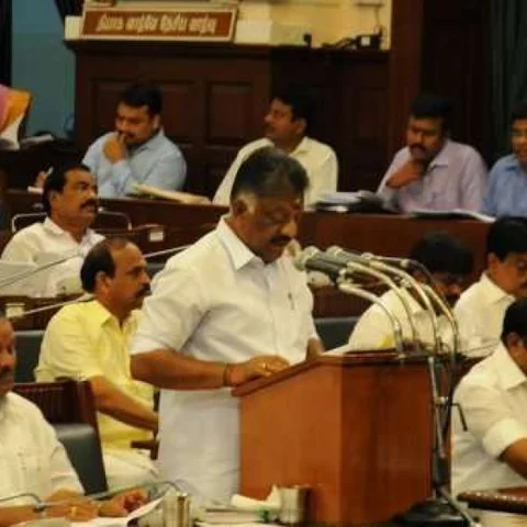 ரூ.515 கோடியில் 10,961 கோயில்களில் குடமுழுக்கு: பட்ஜெட்டில் ஓ.பி.எஸ் தகவல்