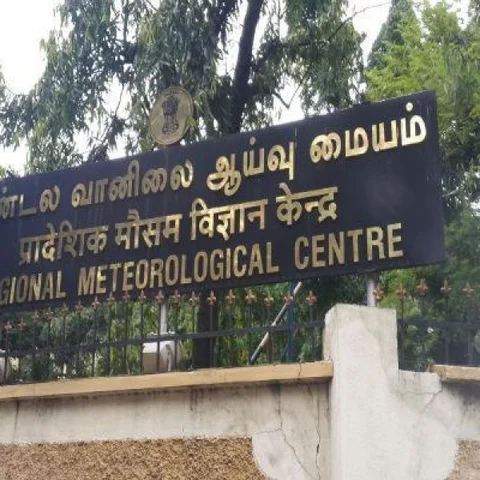 `ஃபானி புயலால் சென்னைக்கு ஆபத்தில்லை!’ - வானிலை ஆய்வு மைய இயக்குநர்