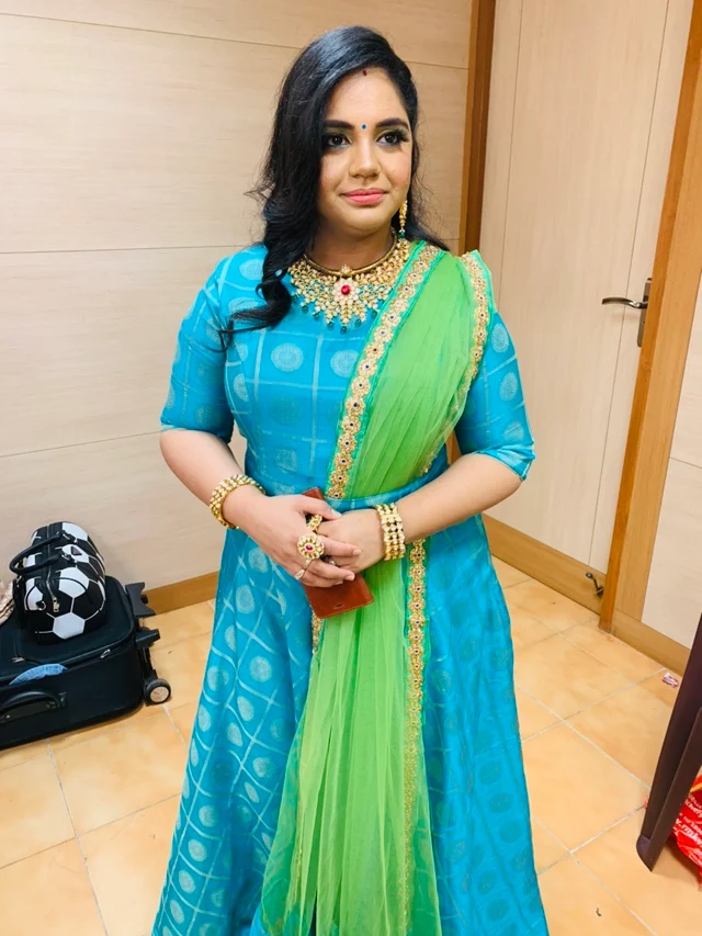 சைந்தவி
