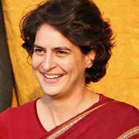கப் கேக் குக், பாப் கட், காட்டன், கண்டிப்பு! - பிரியங்கா காந்தியின் மறுபக்கம்