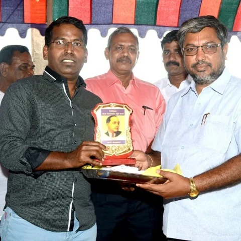 இலவசப் பயிற்சியால் அரசு ஊழியர்களான 150 பட்டதாரிகள் - ராமநாதபுரத்தில் தொடரும் சேவை
