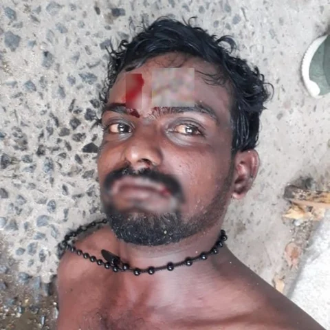 ஓடும் பேருந்தில் பெண்ணிடம் சில்மிஷம்!- ஒப்படைக்கப்பட்ட வாலிபரால் போலீஸுக்கு நடந்த சோகம்