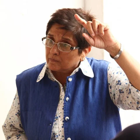 ``ரிங் மாஸ்டர்களாக இருக்காதீர்கள்!”- துணைவேந்தர்களுக்கு கிரண் பேடி அறிவுரை
