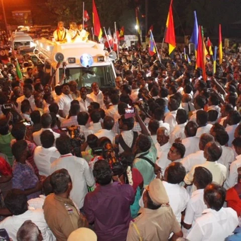 `இந்த வேட்பாளர் சிறப்பாகச் செயல்படுவார், ஓட்டு போடுங்கள்!'- சிதம்பரத்தில் ஓ.பி.எஸ் பிரசாரம்
