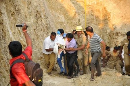 ஆழ்துளை கிணற்றில் விழுந்த குழந்தை சடலமாக மீட்பு! (படங்கள்)
