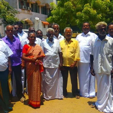 தாமிரபரணி புஷ்கர விழாவில் புதிய சர்ச்சை! - ஆட்சியரிடம் முறையிட்ட மக்கள்