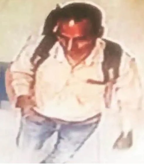 `ரூ.29 லட்சம் நிதியுதவி; பெட்ரோல் பங்க்' - புல்வாமா தாக்குதலில் உயிரிழந்த வீரரின் பெற்றோரிடம் ரூ.1.5 லட்சம் மோசடி!