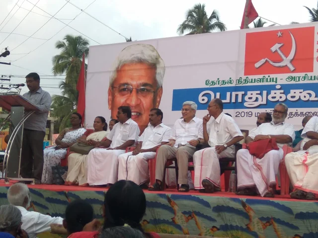 ``இன்னும் ஐந்தாண்டுகள் இந்த ஆட்சி நீடித்தால், அது நாடாளுமன்ற அமைப்பின் முடிவாக இருக்கும்" - பிரகாஷ் காரத் காட்டம்
