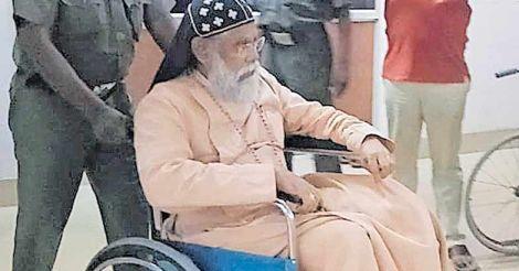 சர்ச் நிர்வாகம் சம்பந்தமாகக் கேரளாவில் இரு சபையினர் மோதல் - திருச்சூர் பிஷப் காயம்!