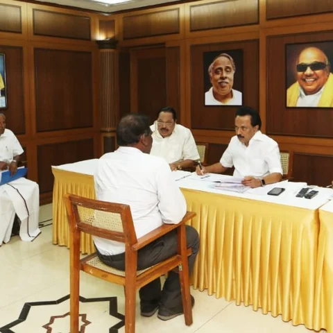 `தே.மு.தி.க ஜெயிக்க வேண்டும் என்றால், சீட் கொடுங்கள்!' - ஸ்டாலினுக்கு அதிர்ச்சி கொடுத்த 12 ஒ.செ-க்கள்