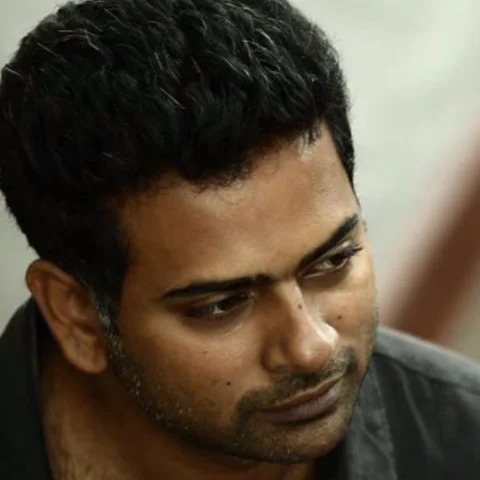 அல்போன்ஸ் புத்திரன் படத்தில் நடிக்க, நம்ம ஊர் மலர் டீச்சர்களுக்கு ஒரு சான்ஸ்!