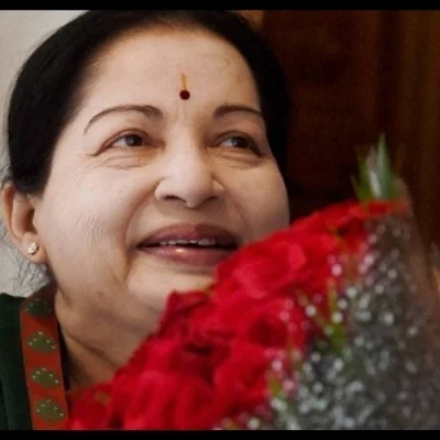 ஜெயலலிதாவின் குட்புக்கில் இடம் பிடித்த இட்லி கடை பெண்!