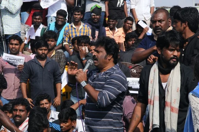 இயக்குனர் கவுதமன் சென்னையில் திடீர் கைது