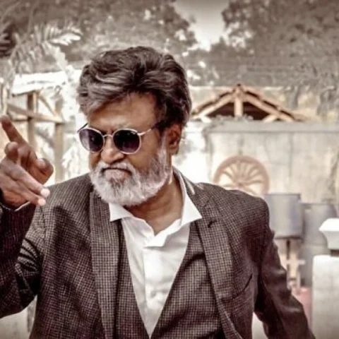 பொது சமூகத்தை அரசியல் ரீதியாக சீண்டிய கபாலி! #1YearOfKabali