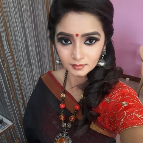 ``நீங்க நினைக்கிற மாதிரியான அம்மாவா நடிக்கலைங்க!" 'கல்யாணமாம் கல்யாணம்' ஸ்ரித்திகா
