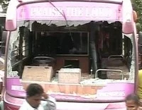 கோவை, திருப்பூரில் பஸ், கடைகள் மீது கல்வீச்சு: 25 பேர் கைது
